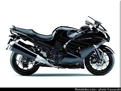 kawasaki_1400_zzr_2012_012.jpg