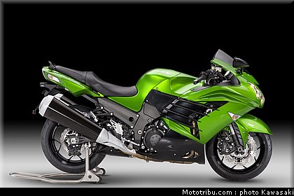 kawasaki_1400_zzr_2012_018.jpg