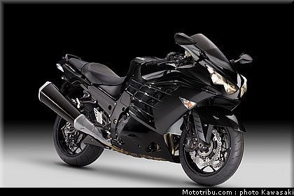 kawasaki_1400_zzr_2012_021.jpg
