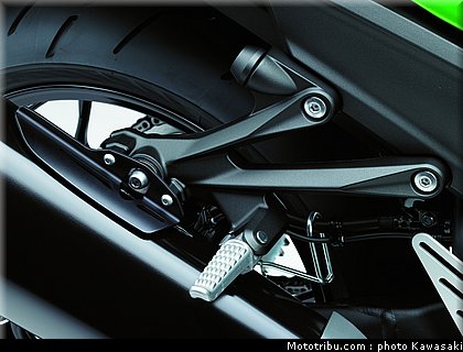 kawasaki_1400_zzr_2012_027.jpg