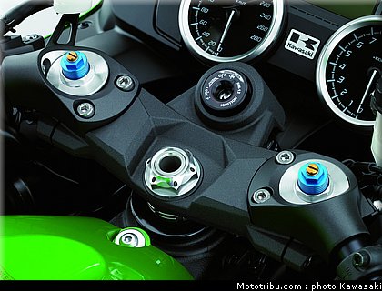 kawasaki_1400_zzr_2012_031.jpg