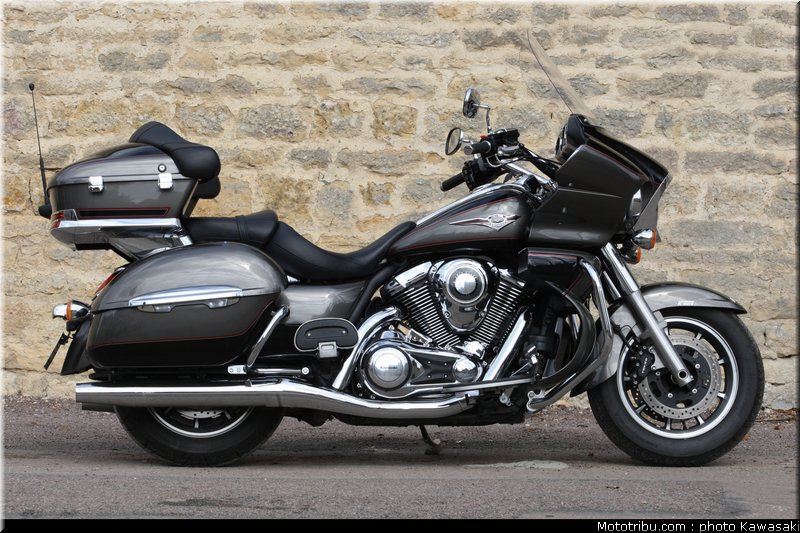 kawasaki_2012_1700_voyager_04