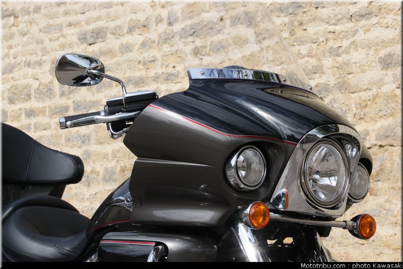 kawasaki_2012_1700_voyager_05