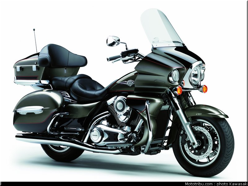 kawasaki_2012_1700_voyager_12