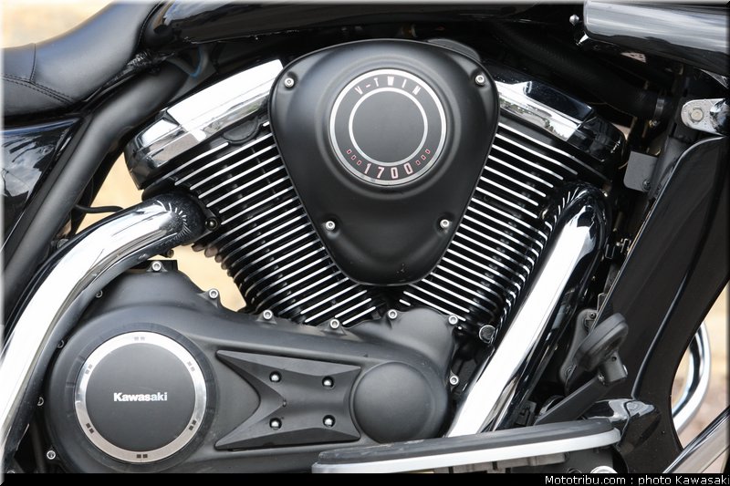 kawasaki_2012_1700_voyager_custom_04
