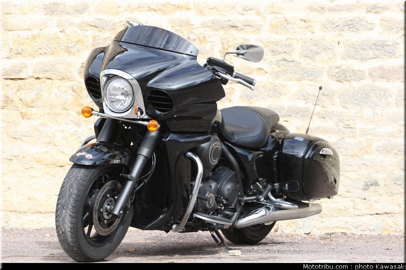 kawasaki_2012_1700_voyager_custom_08
