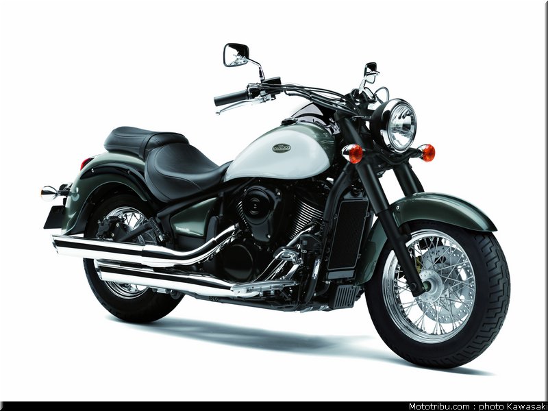 kawasaki_2012_900_classic_15