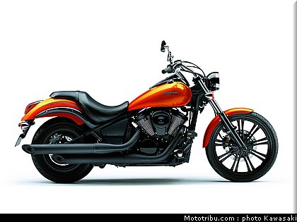 kawasaki_2012_900_custom_13.jpg