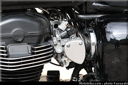 kawasaki_2012_w800_special_edition_12.jpg