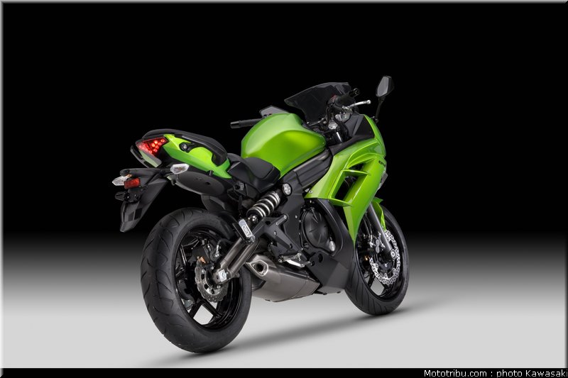 kawasaki_2012_er6f_015