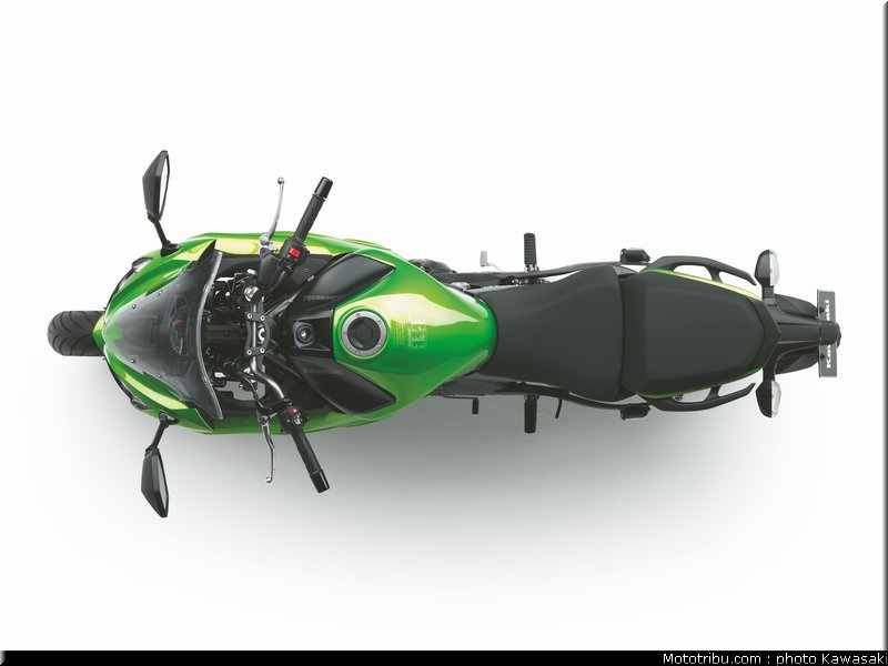 kawasaki_2012_er6f_024