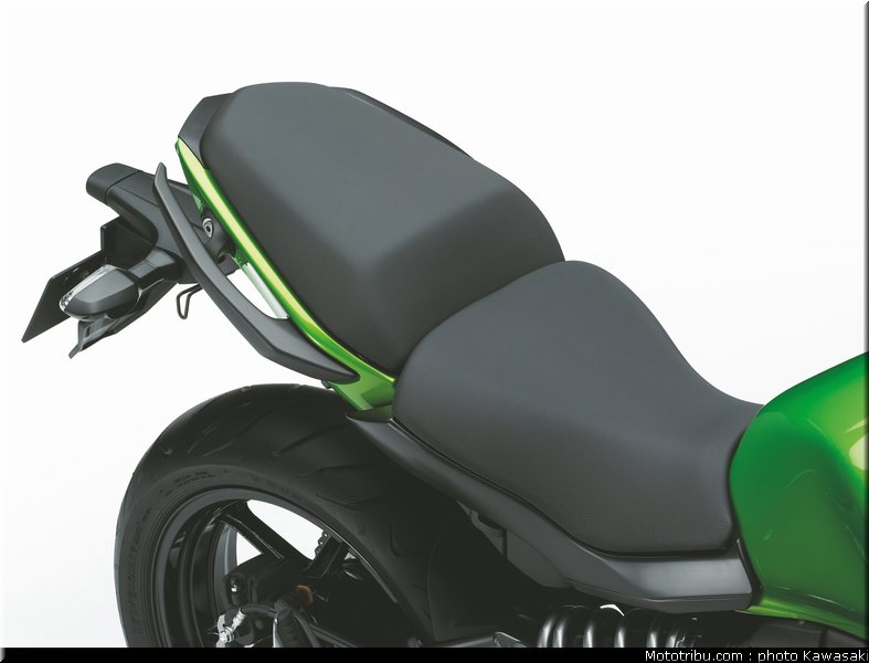 kawasaki_2012_er6f_037