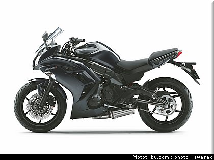 kawasaki_2012_er6f_001.jpg