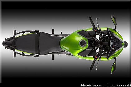 kawasaki_2012_er6f_018.jpg