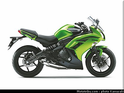 kawasaki_2012_er6f_023.jpg