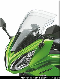 kawasaki_2012_er6f_031.jpg