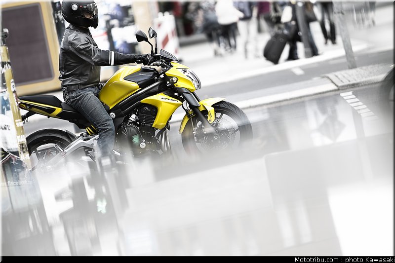 kawasaki_2012_er6n_002