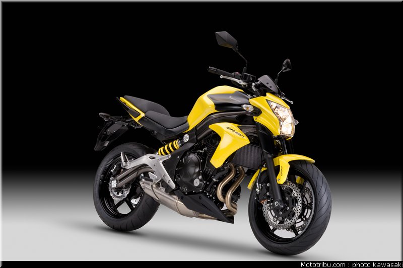 kawasaki_2012_er6n_008
