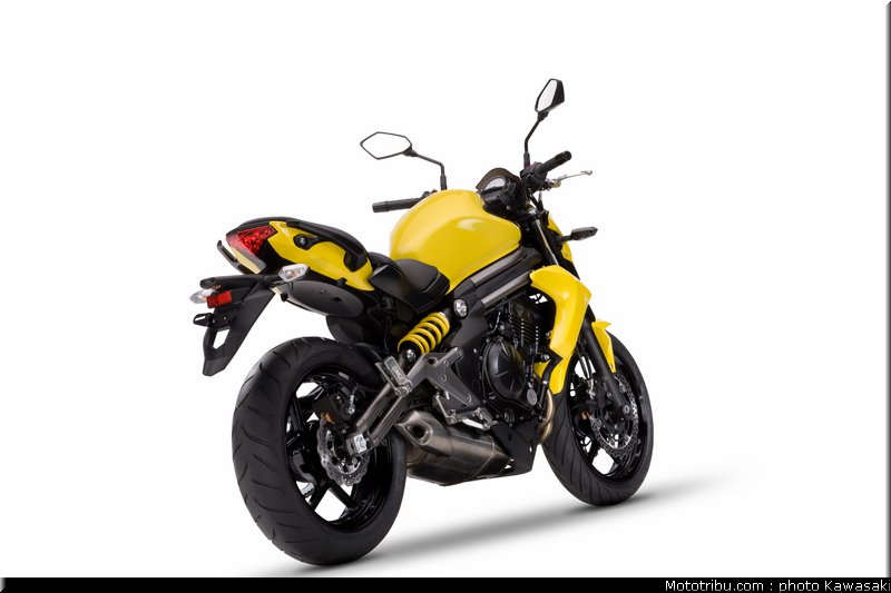 kawasaki_2012_er6n_012