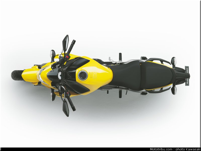 kawasaki_2012_er6n_015