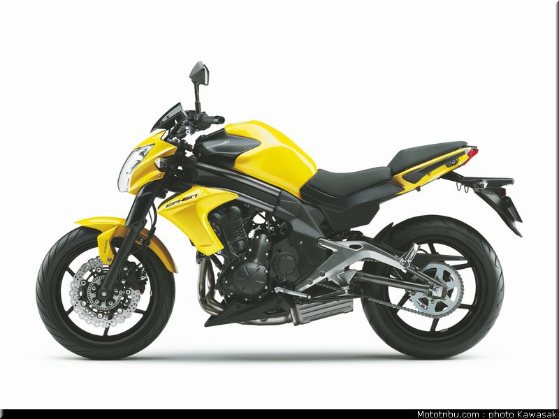 kawasaki_2012_er6n_021