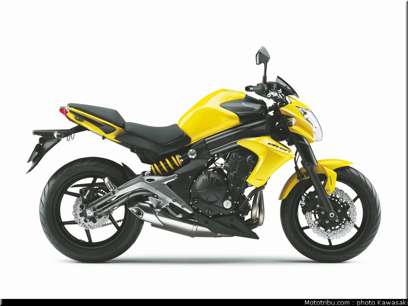 kawasaki_2012_er6n_023