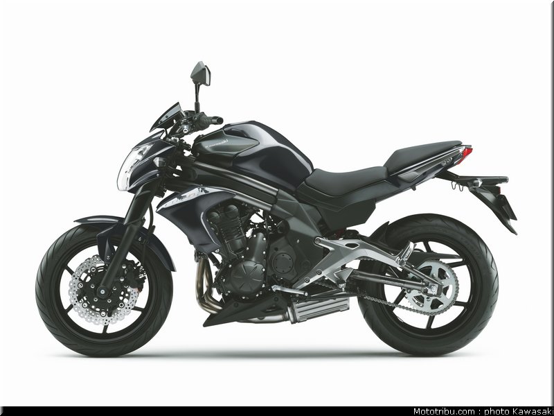 kawasaki_2012_er6n_031