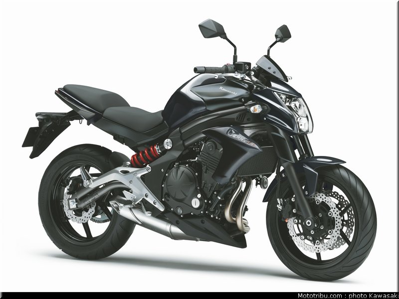 kawasaki_2012_er6n_033