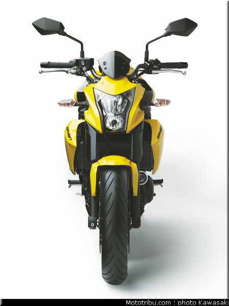 kawasaki_2012_er6n_036