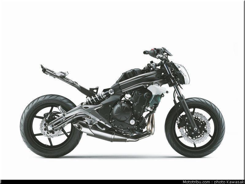 kawasaki_2012_er6n_066