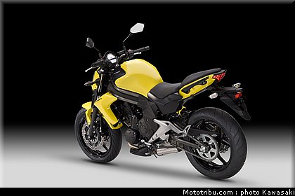 kawasaki_2012_er6n_009.jpg