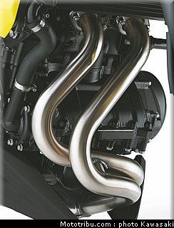 kawasaki_2012_er6n_054.jpg