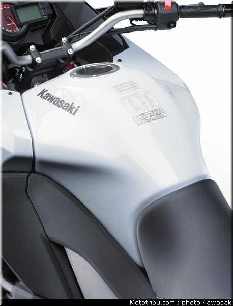 kawasaki_versys_1000_2012_023