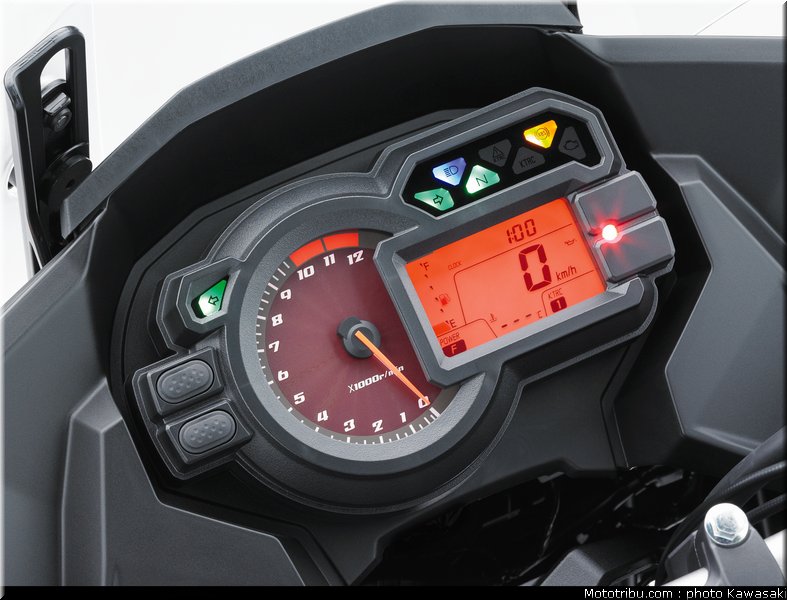 kawasaki_versys_1000_2012_025