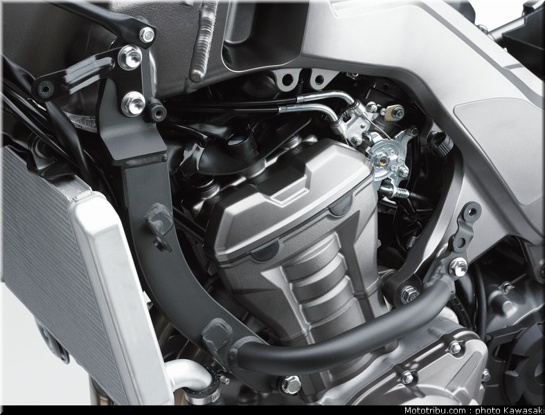 kawasaki_versys_1000_2012_035