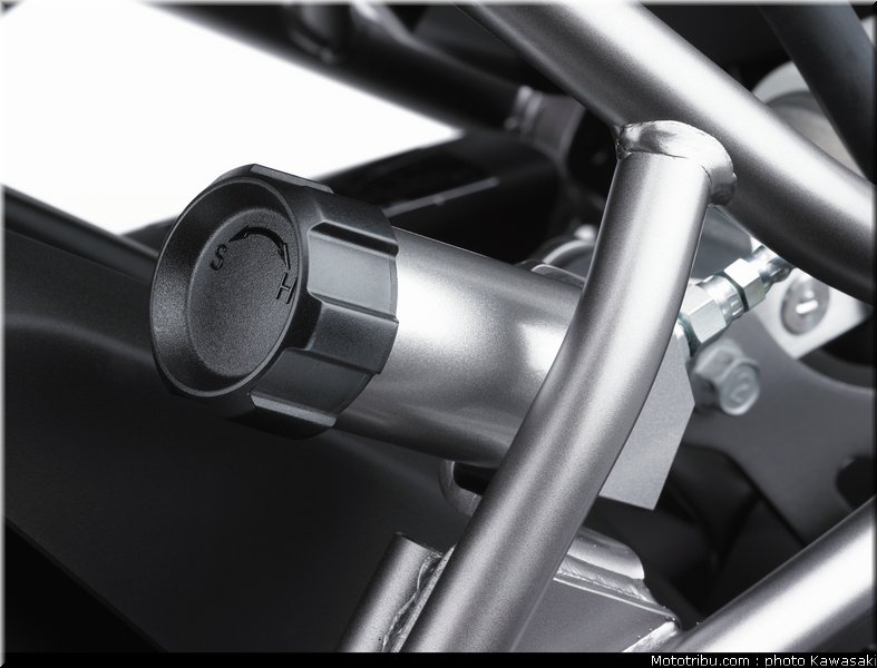 kawasaki_versys_1000_2012_039