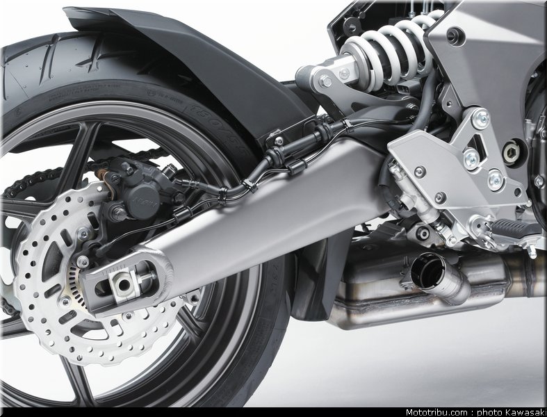 kawasaki_versys_1000_2012_040