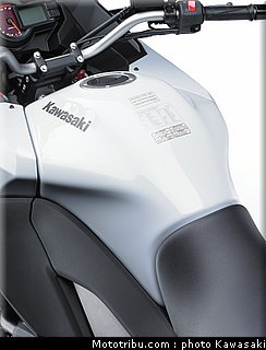 kawasaki_versys_1000_2012_023.jpg