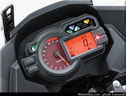 kawasaki_versys_1000_2012_025.jpg