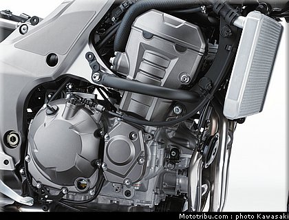 kawasaki_versys_1000_2012_033.jpg