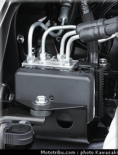 kawasaki_versys_1000_2012_046.jpg