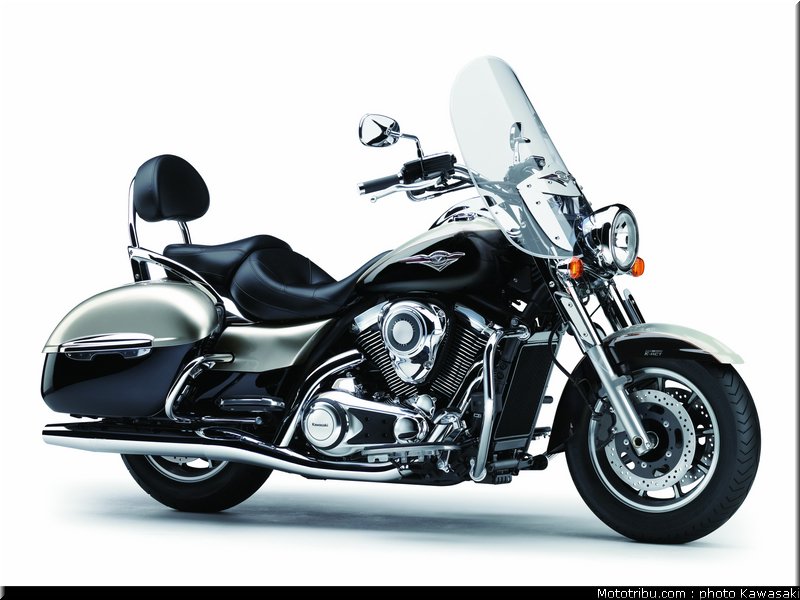 1700_vn_classic_02_kawasaki_customs_2013