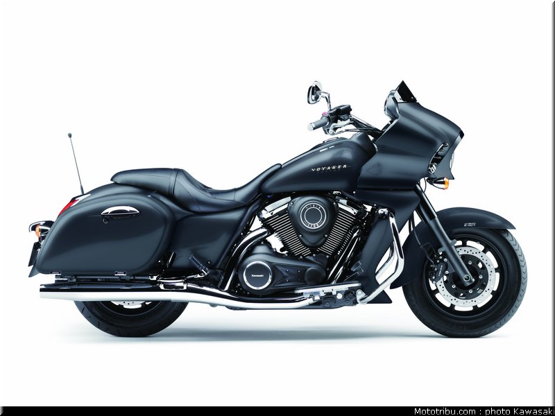 1700_voyager_custom_03_kawasaki_customs_2013