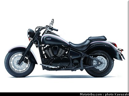 900_vn_b_01_kawasaki_customs_2013.jpg