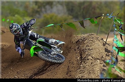 kawasaki_2013_kx250f_010.jpg