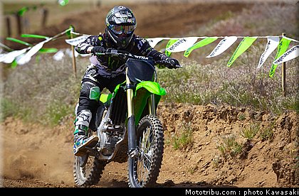 kawasaki_2013_kx250f_012.jpg