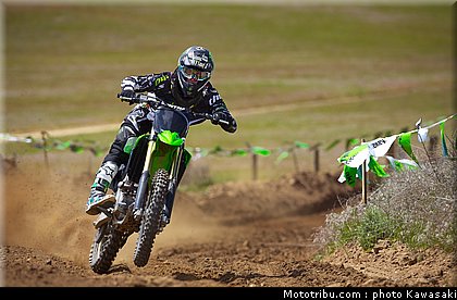 kawasaki_2013_kx250f_013.jpg