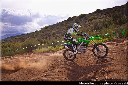 kawasaki_2013_kx250f_016.jpg