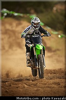 kawasaki_2013_kx250f_042.jpg