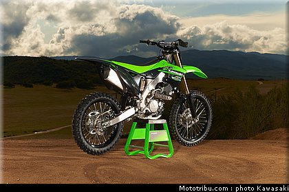 kawasaki_2013_kx250f_049.jpg